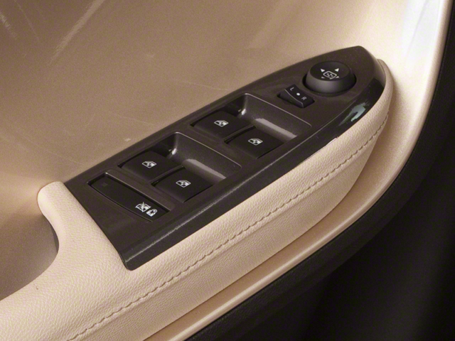 2011 Chevrolet Volt Base