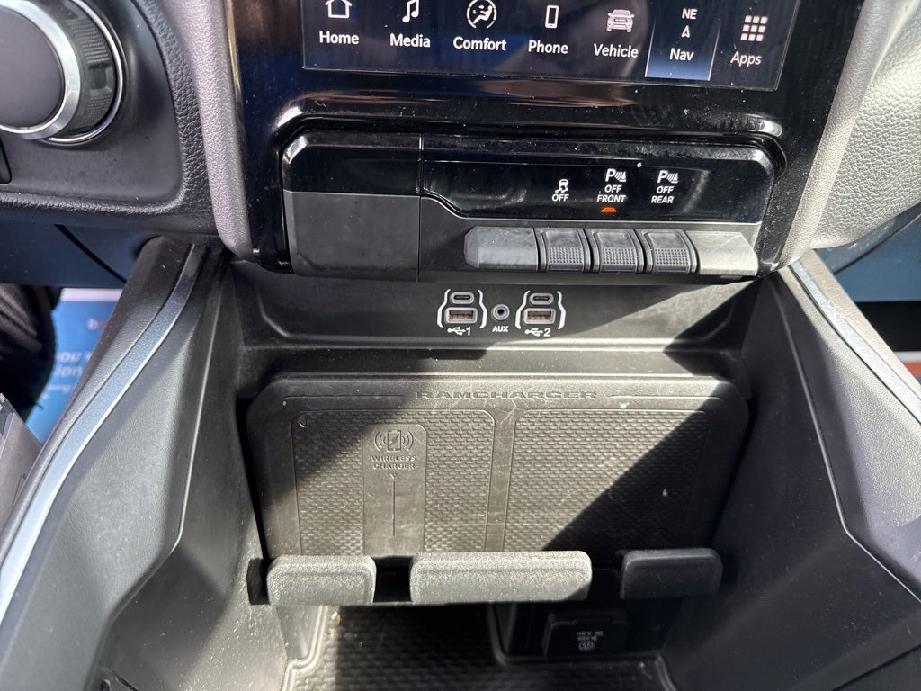 2025 RAM 1500 Big Horn Crew Cab 4x4 5'7' Box