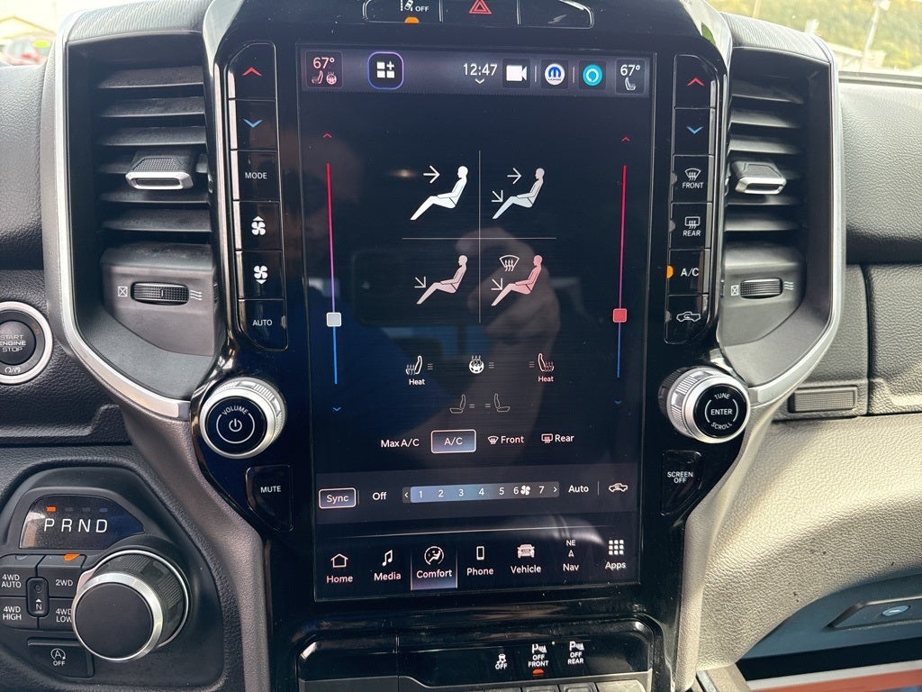 2025 RAM 1500 Big Horn Crew Cab 4x4 5'7' Box