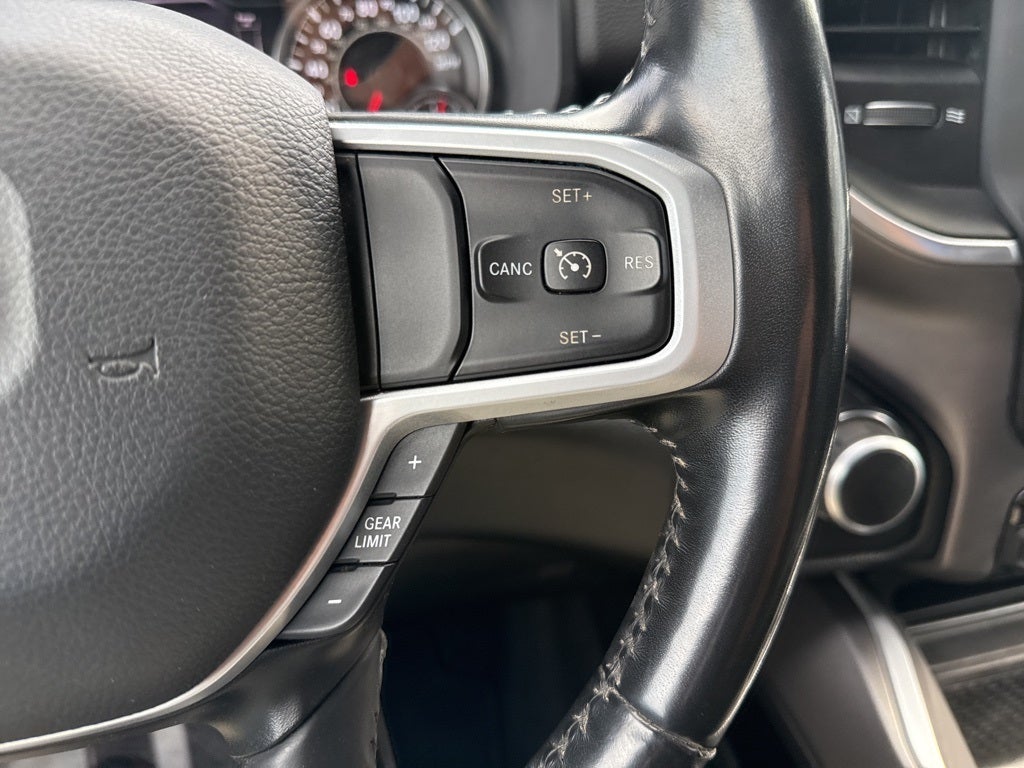 2021 RAM 1500 Big Horn Crew Cab 4x4 5'7' Box