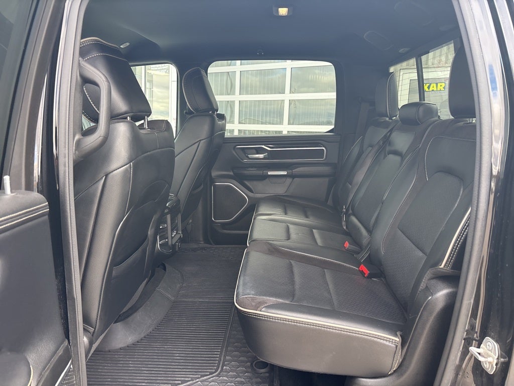 2022 RAM 1500 Laramie Crew Cab 4x4 5'7' Box