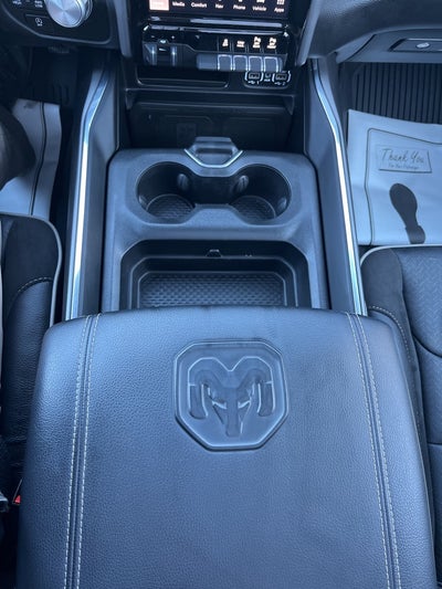 2024 RAM 1500 Laramie Crew Cab 4x4 5'7' Box