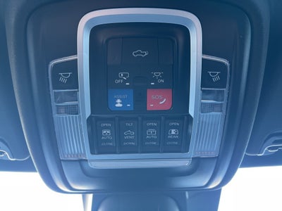 2024 RAM 1500 Laramie Crew Cab 4x4 5'7' Box