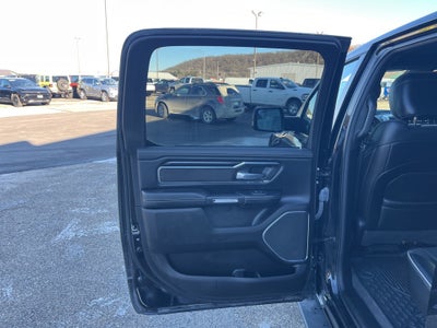 2024 RAM 1500 Laramie Crew Cab 4x4 5'7' Box