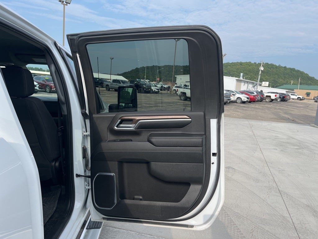 2024 Chevrolet Silverado 2500HD 4WD Crew Cab Standard Bed LT