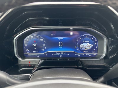 2022 Chevrolet Silverado 1500 4WD Crew Cab Standard Bed LT