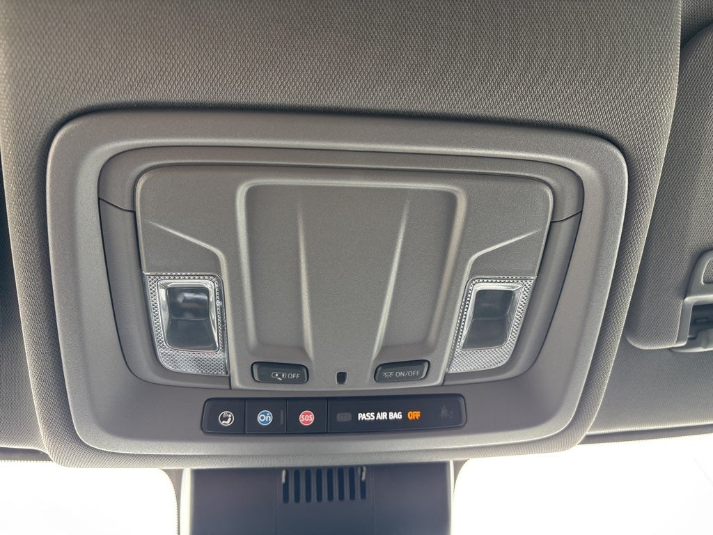 2022 Chevrolet Silverado 1500 4WD Crew Cab Standard Bed LT