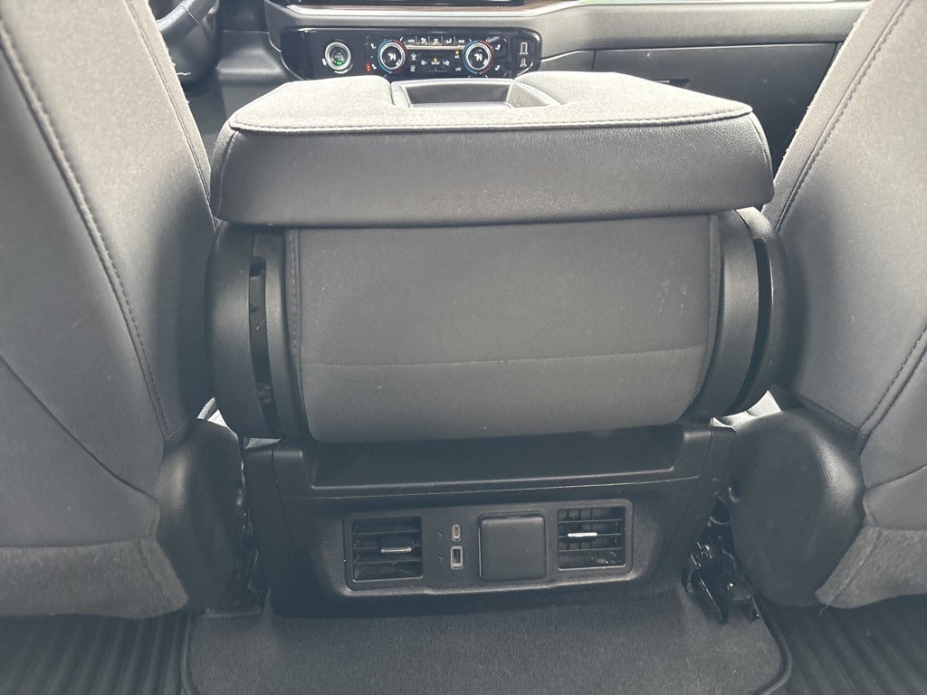 2022 Chevrolet Silverado 1500 4WD Crew Cab Standard Bed LT