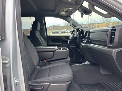 2022 Chevrolet Silverado 1500 4WD Crew Cab Standard Bed LT