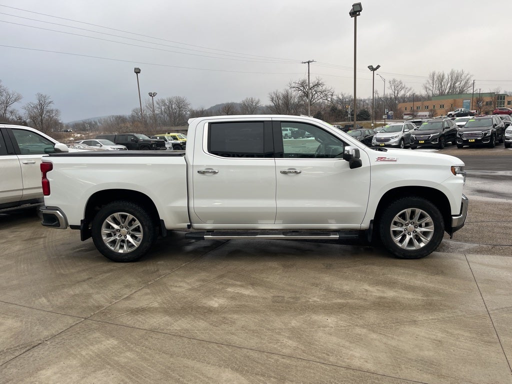 2021 Chevrolet Silverado 1500 4WD Crew Cab Short Bed LTZ