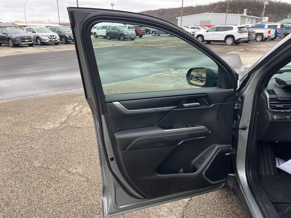 2025 GMC Acadia AWD Elevation