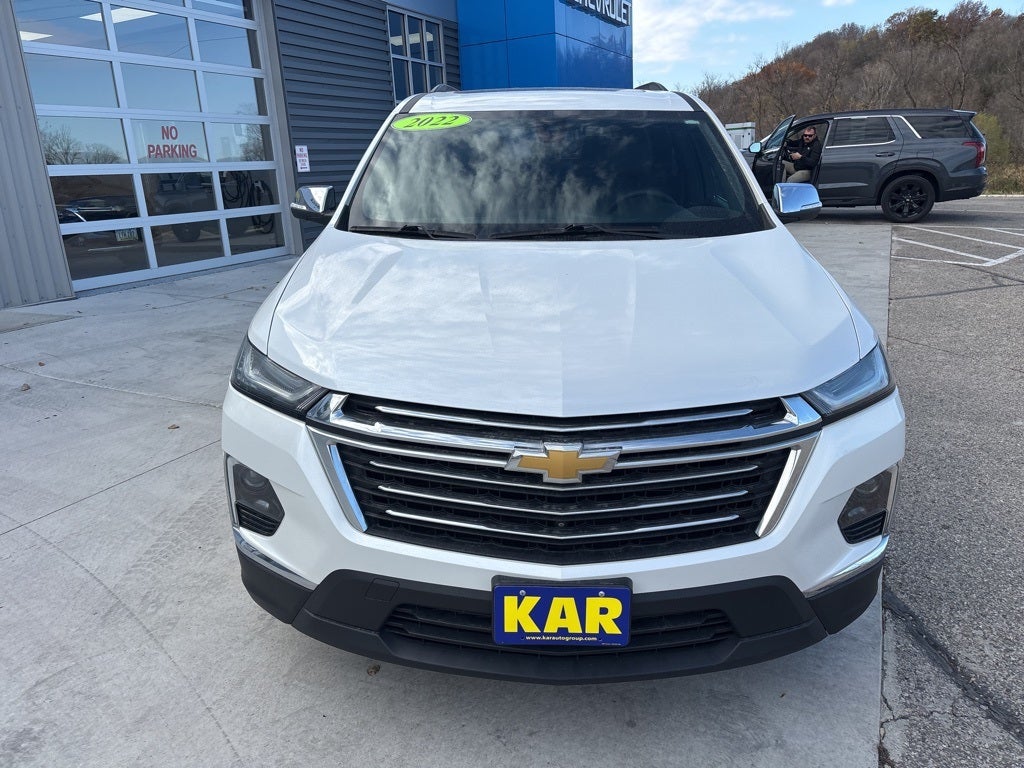 2022 Chevrolet Traverse AWD LT Leather