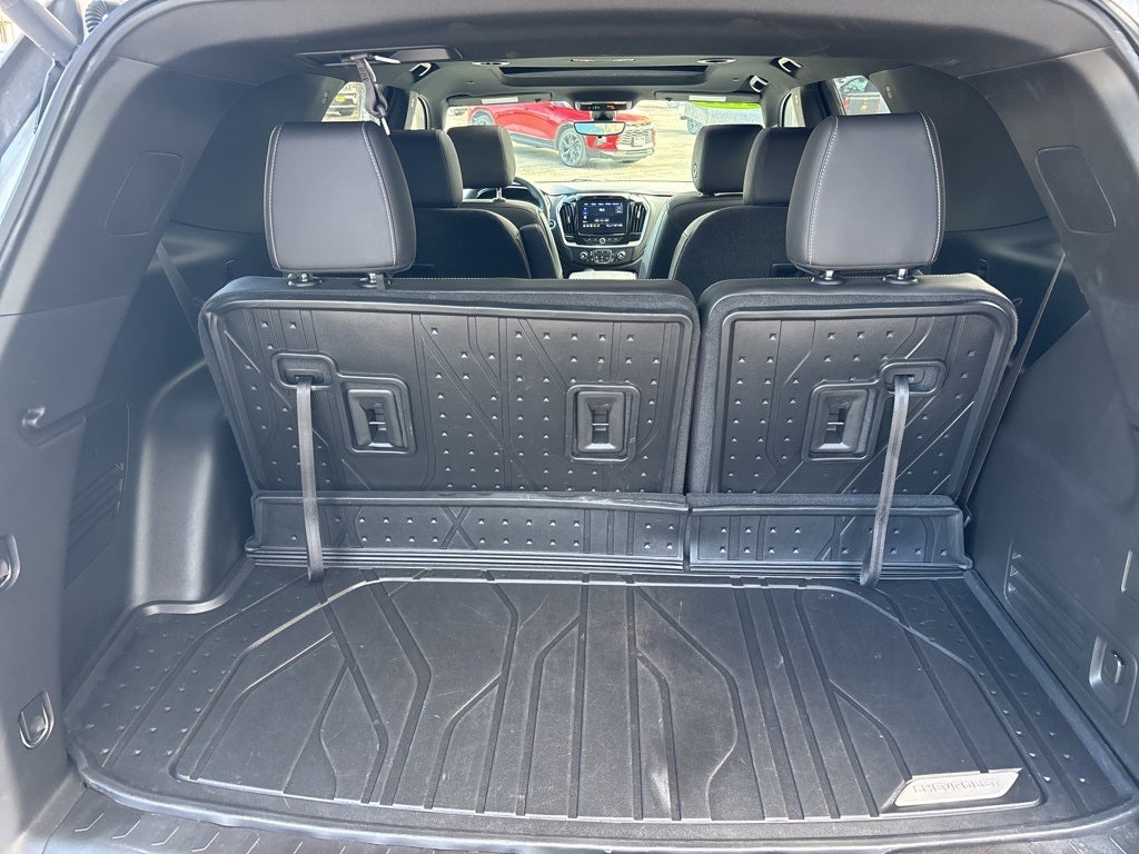 2022 Chevrolet Traverse AWD LT Leather