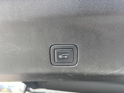 2023 Chevrolet Suburban 4WD RST