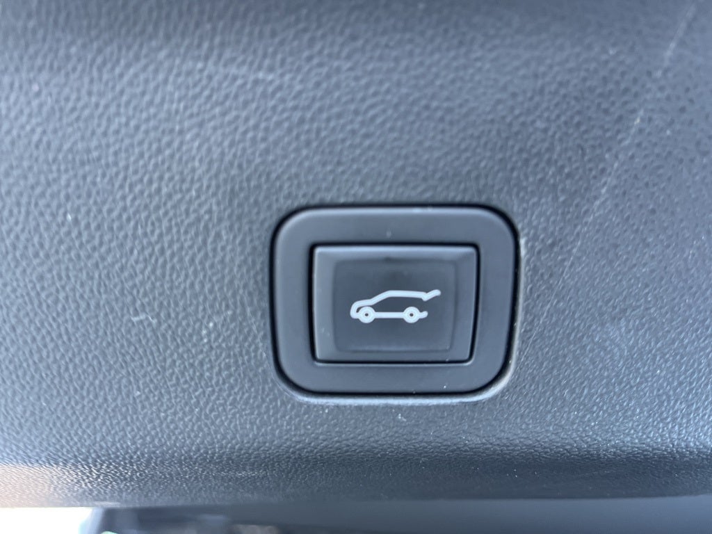 2023 Chevrolet Suburban 4WD High Country