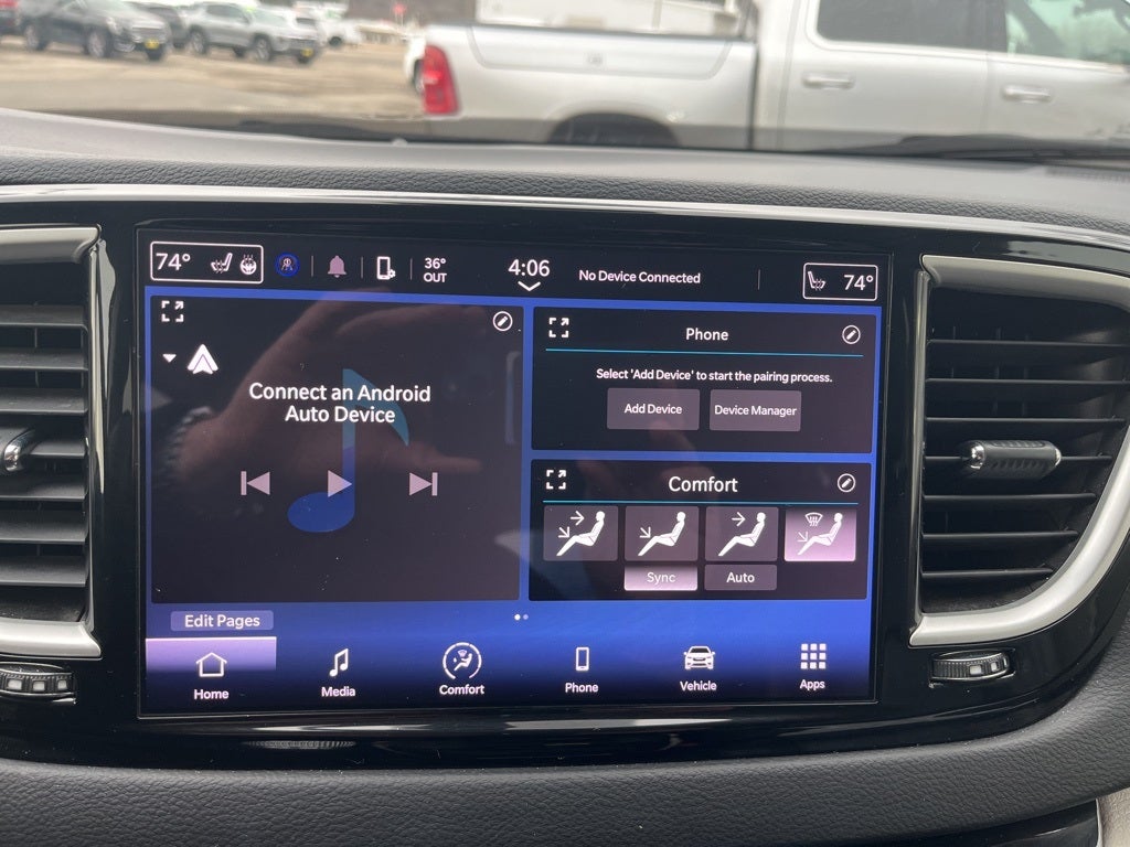 2022 Chrysler Pacifica Touring L