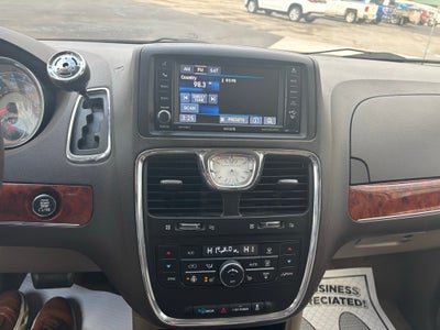 2015 Chrysler Town & Country Touring