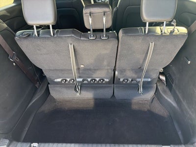 2025 Chrysler Voyager LX