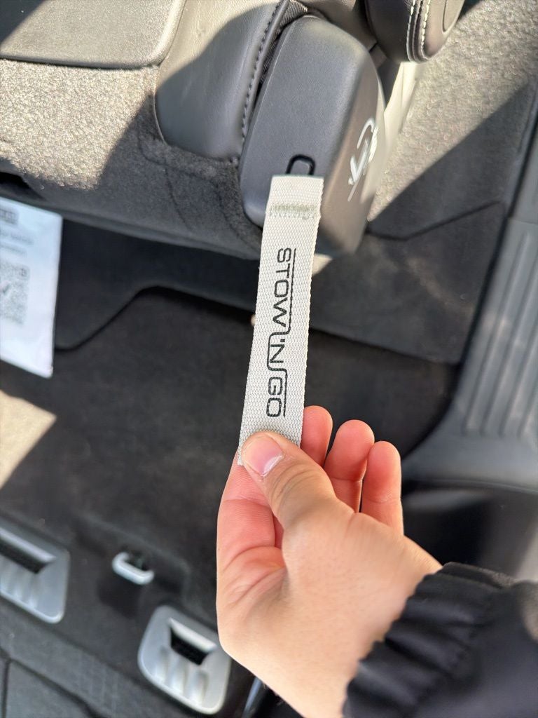 2025 Chrysler Voyager LX