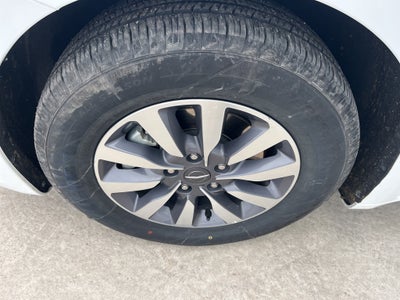 2023 Chrysler Pacifica Hybrid Touring L