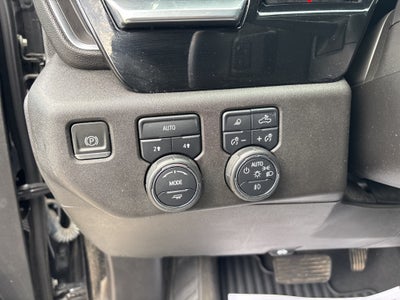 2023 Chevrolet Silverado 1500 4WD Crew Cab Short Bed LTZ