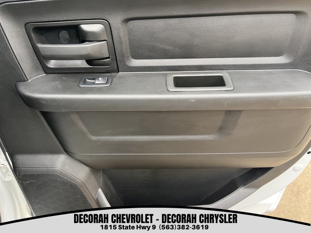 2022 RAM 3500 Tradesman Crew Cab 4x4 8' Box