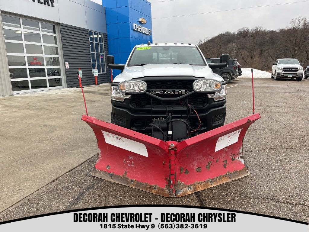 2022 RAM 3500 Tradesman Crew Cab 4x4 8' Box