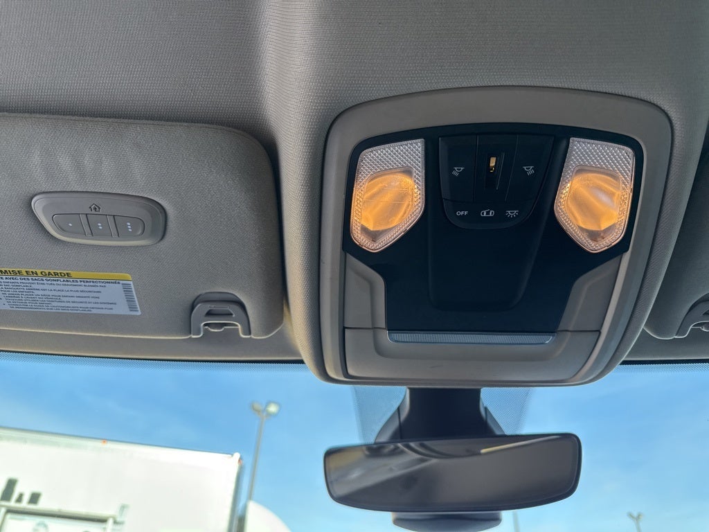 2020 RAM 3500 Big Horn Crew Cab 4x4 8' Box