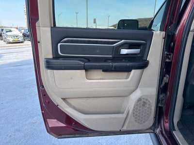 2020 RAM 3500 Big Horn Crew Cab 4x4 8' Box