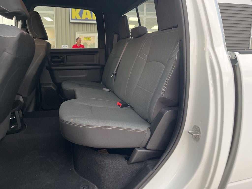 2022 RAM 2500 Tradesman Crew Cab 4x4 6'4' Box