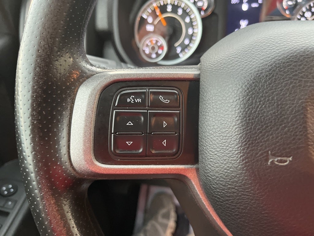 2022 RAM 2500 Tradesman Crew Cab 4x4 6'4' Box