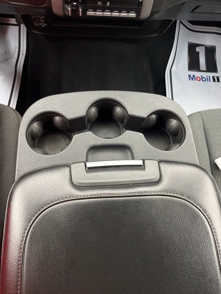 2022 RAM 2500 Tradesman Crew Cab 4x4 6'4' Box