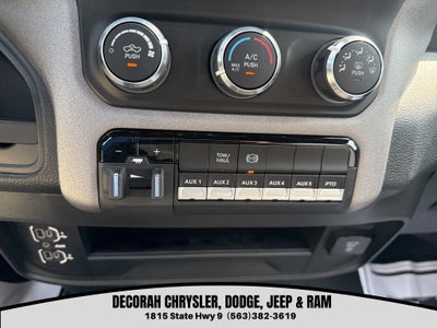 2024 RAM 5500 Chassis Tradesman/SLT