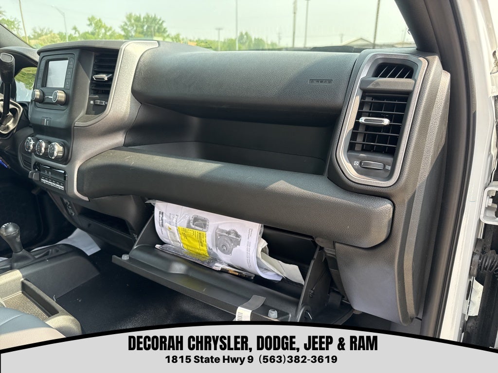 2024 RAM 5500 Chassis Tradesman/SLT