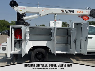 2024 RAM 5500 Chassis Tradesman/SLT