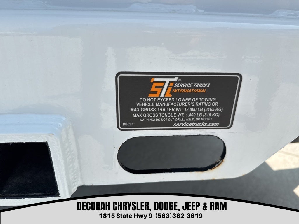 2024 RAM 5500 Chassis Tradesman/SLT