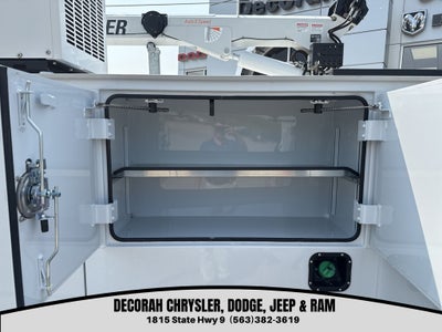 2024 RAM 5500 Chassis Tradesman/SLT