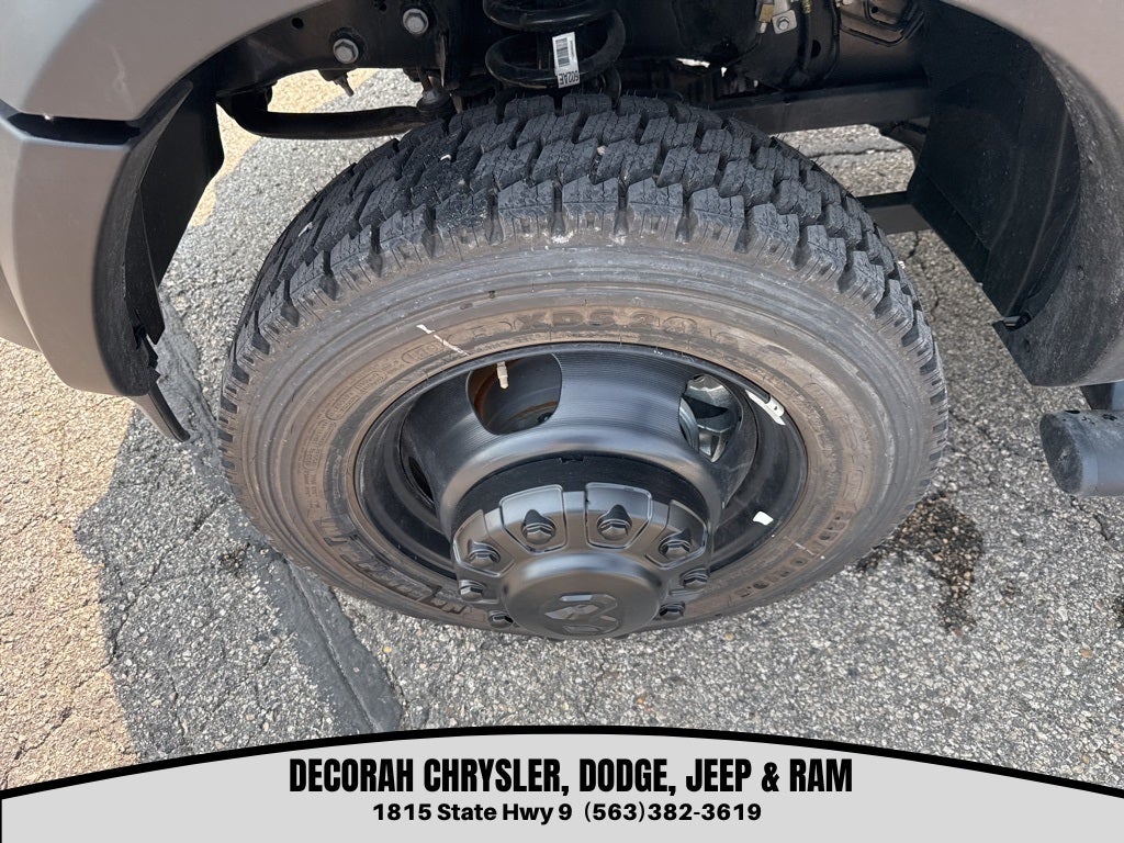 2024 RAM 5500 Chassis Tradesman/SLT