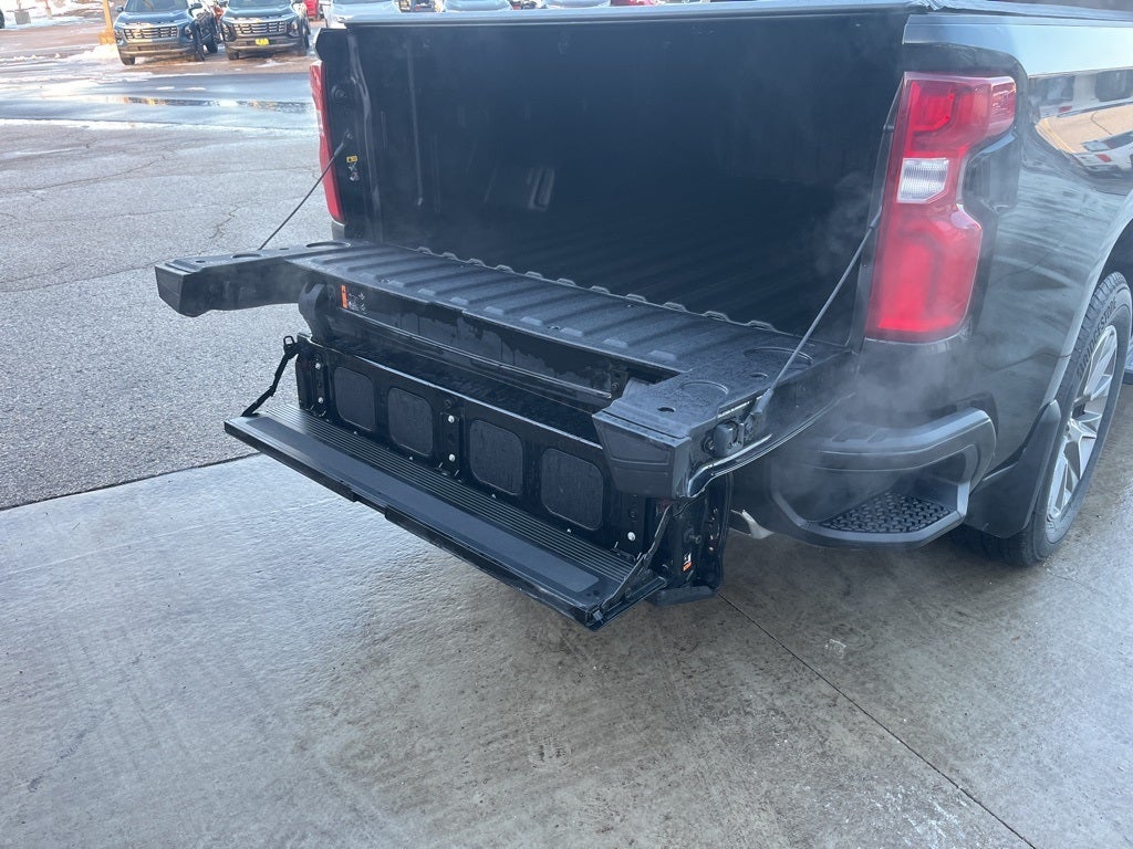 2021 Chevrolet Silverado 1500 4WD Crew Cab Short Bed High Country