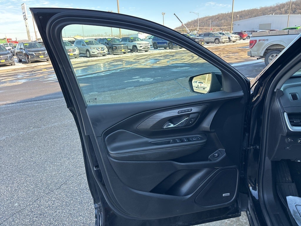 2024 GMC Terrain AWD SLT