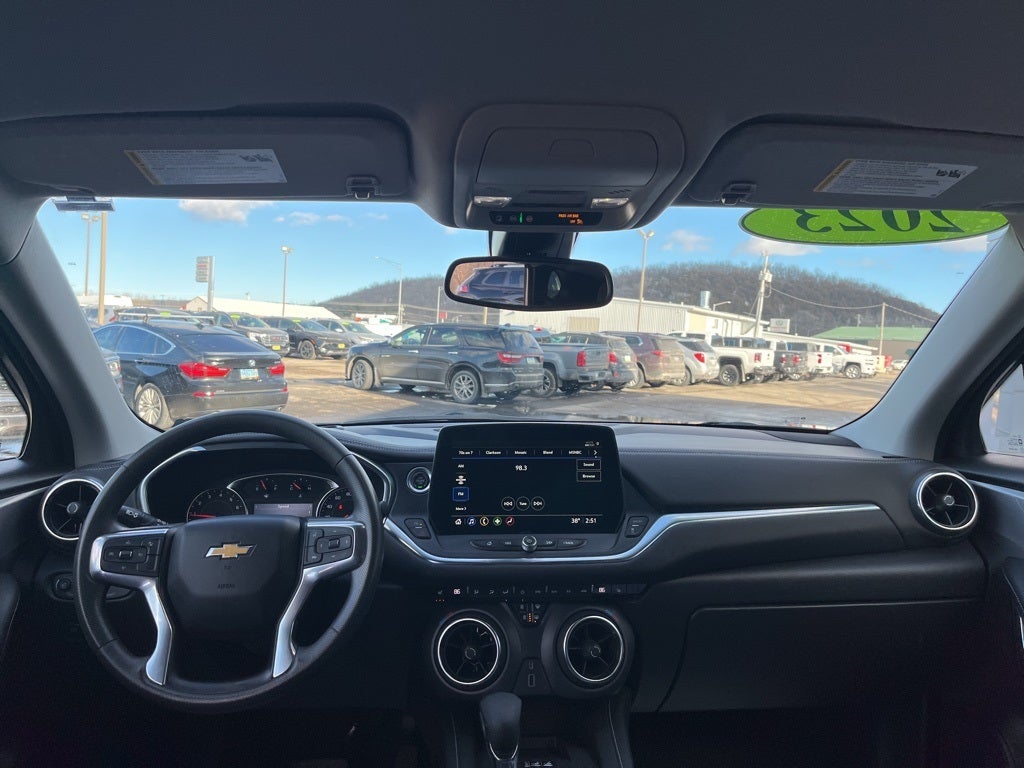 2023 Chevrolet Blazer AWD 2LT