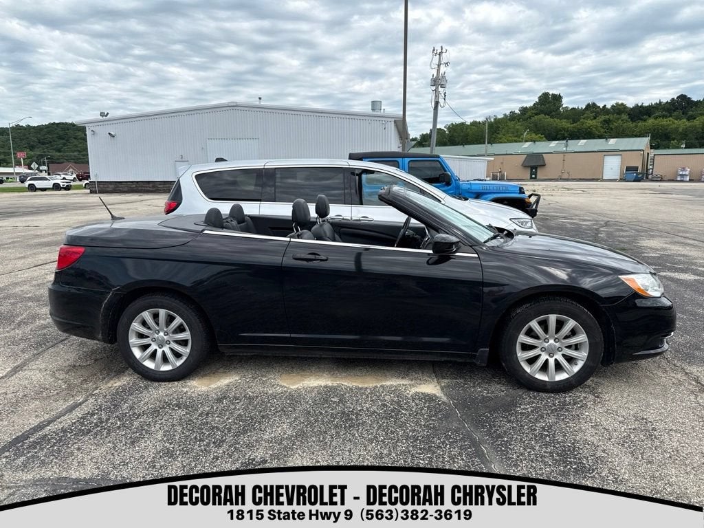 2011 Chrysler 200 Touring