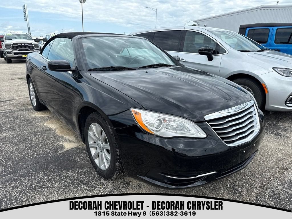 2011 Chrysler 200 Touring