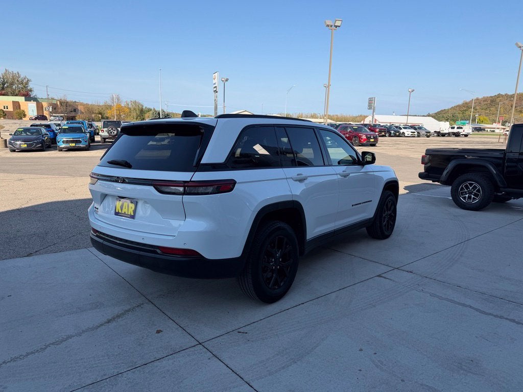 2025 Jeep Grand Cherokee Altitude