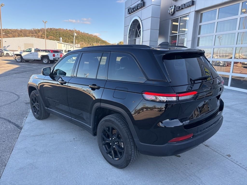 2024 Jeep Grand Cherokee Altitude