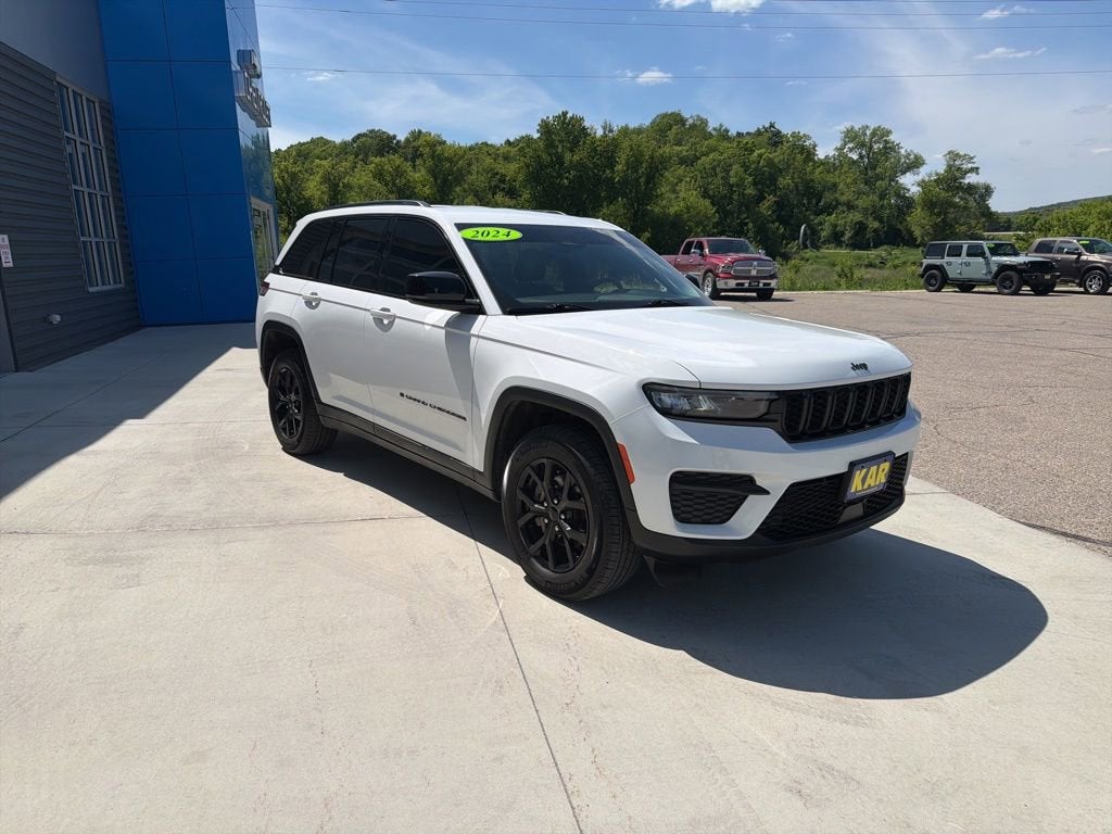 2024 Jeep Grand Cherokee Altitude