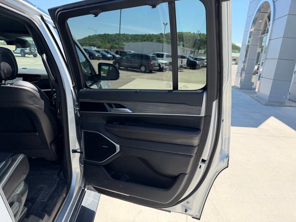 2024 Jeep Wagoneer Series II