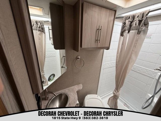 2022 Ford Transit Cutaway Base