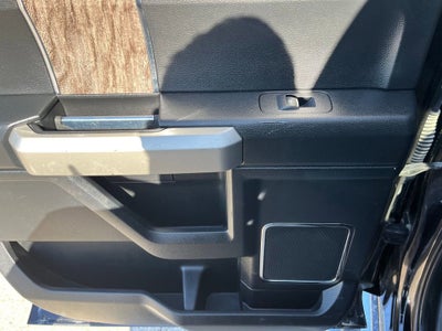 2017 Ford Super Duty F-250 SRW Lariat