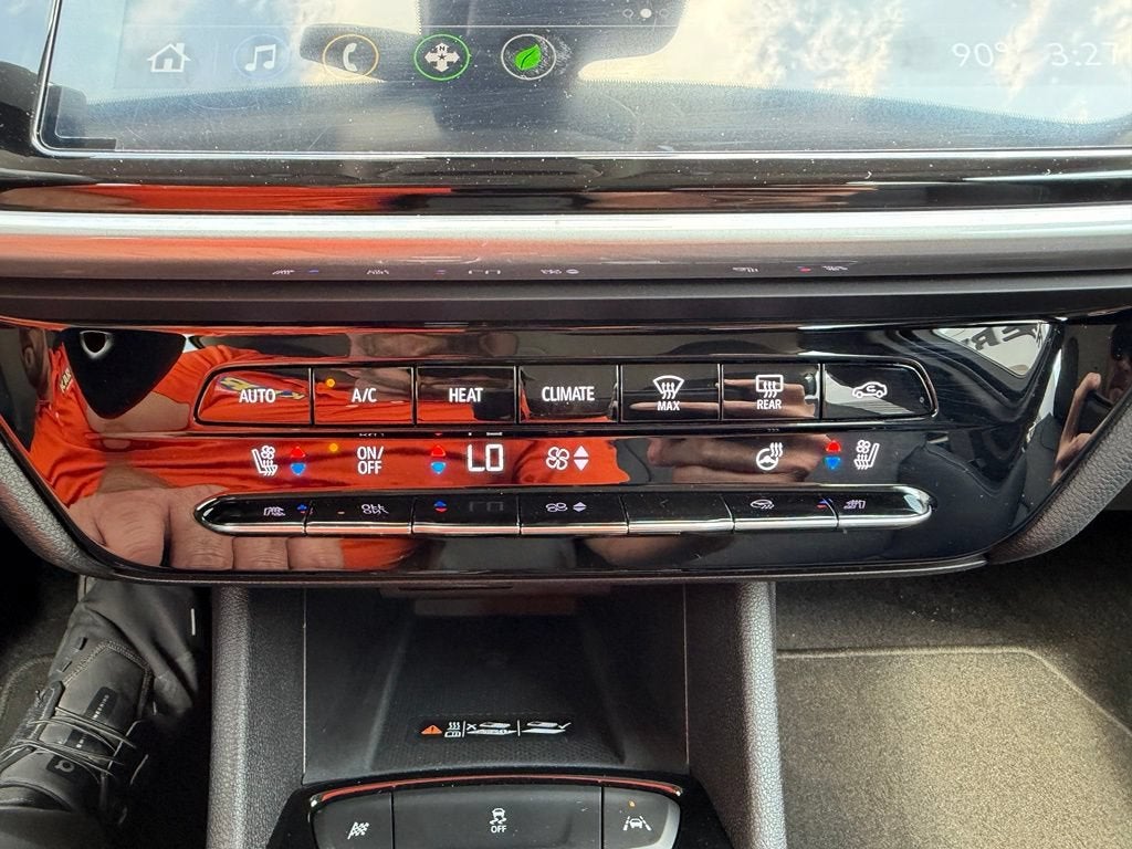 2023 Chevrolet Bolt EUV LT